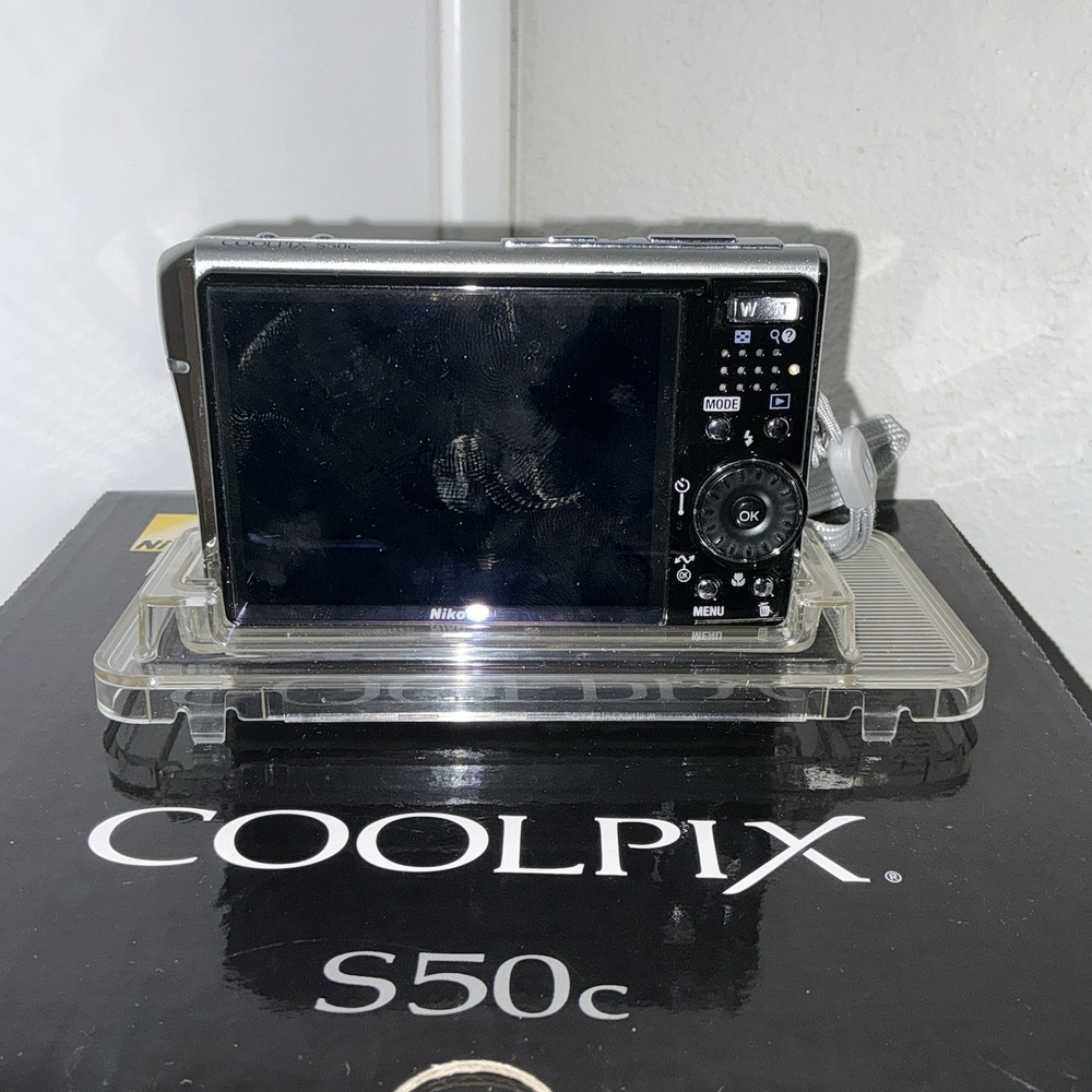 Nikon COOLPIX S50c Digital Camera  7.2MP / 3x Tested W/charger And Case